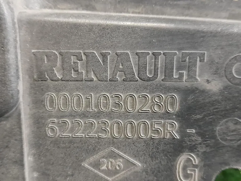 Staffa Distanziale Paraurti ANT SX 622230005R SX SINISTRO Renault Mégane III 2009