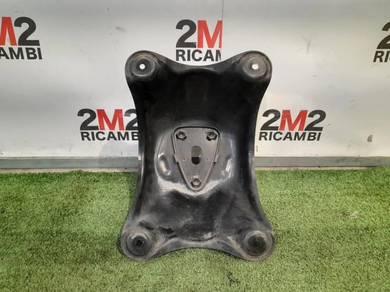 Staffa Fissaggio Ruota Scorta POST 5190842020 Toyota RAV 4 II 2000