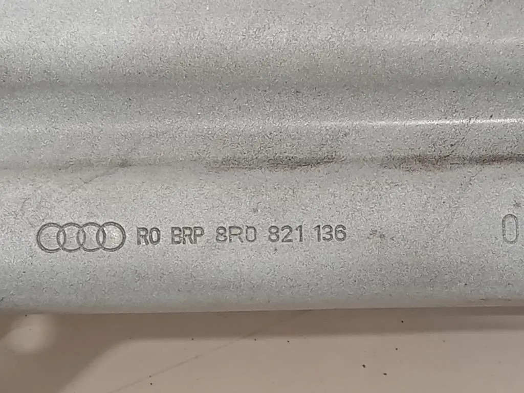 Staffa Laterale Rivestimento Frontale ANT DX 8R0 821 136 Audi Q5 8RB 2012