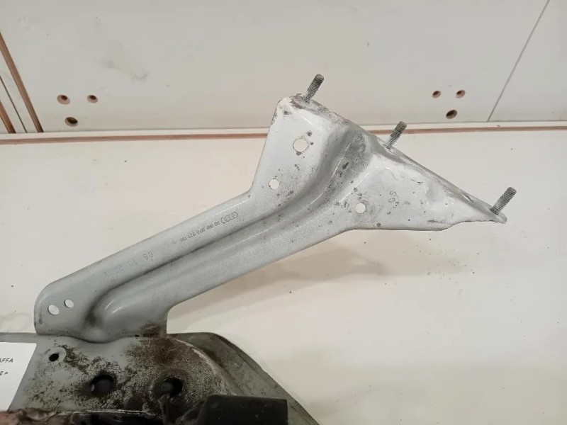 Staffa Laterale Rivestimento Frontale ANT DX 8R0 821 136 Audi Q5 8RB 2012