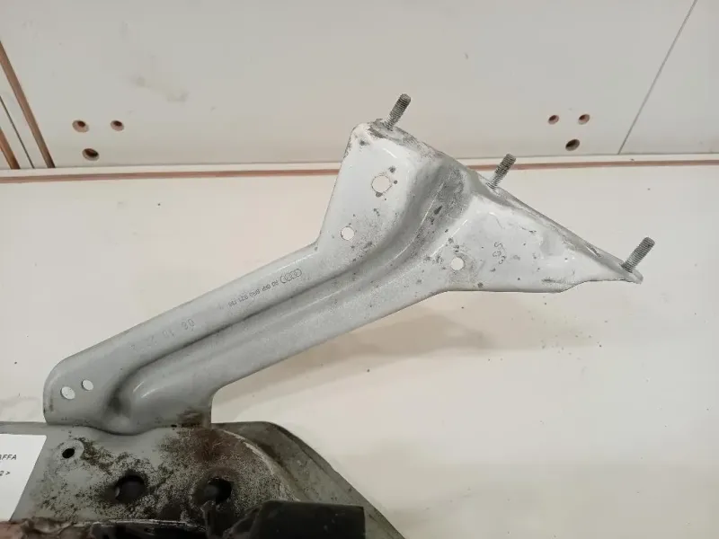 Staffa Laterale Rivestimento Frontale ANT DX 8R0 821 136 Audi Q5 8RB 2012