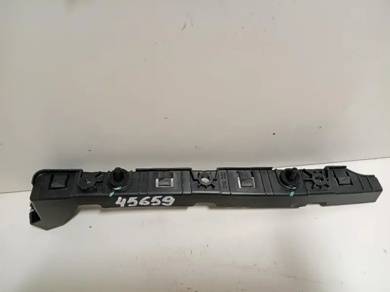 Staffa Sostegno Estparaurti POST DX 50513485 Alfa Romeo Giulietta 2010