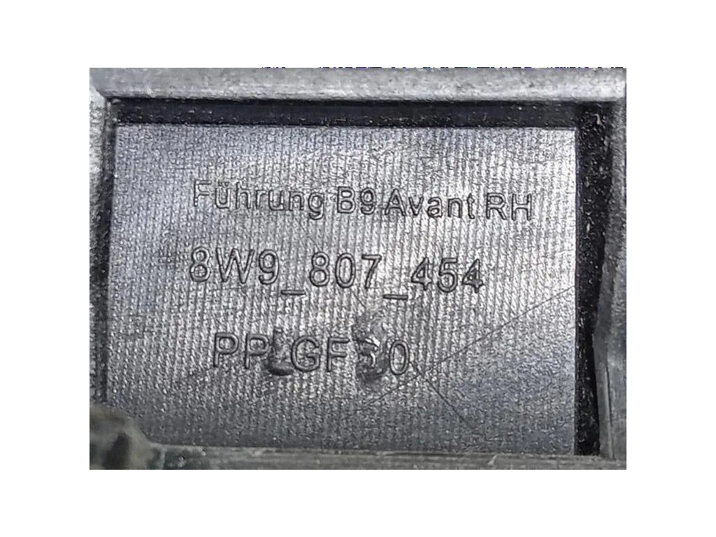 Staffa Sostegno Estparaurti POST DX 8W9 807 454 DX Audi A4 8W5 Avant 2015