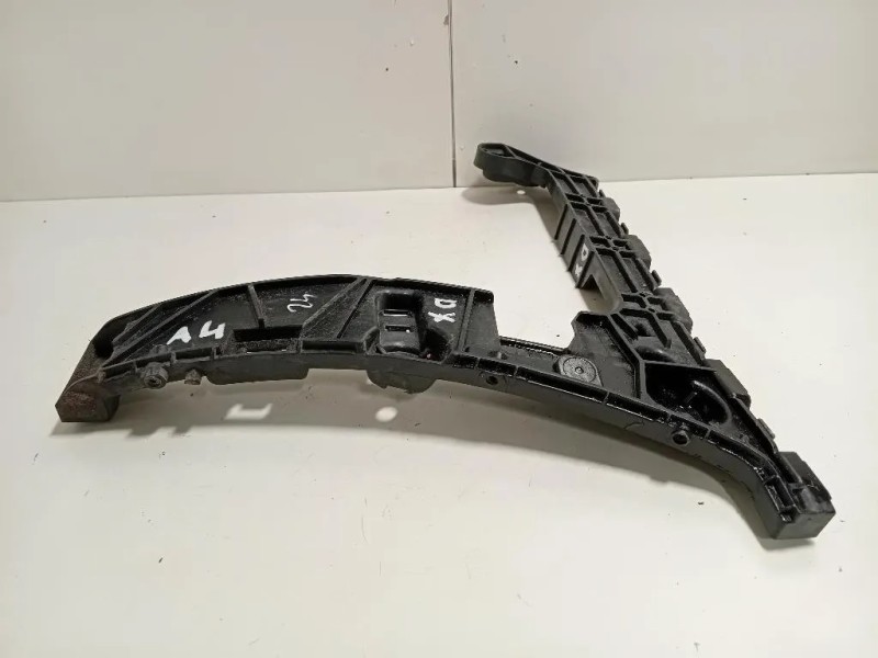 Staffa Sostegno Estparaurti POST DX 8W9 807 454 DX Audi A4 8W5 Avant 2015