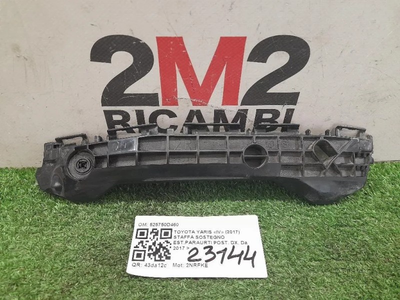 Staffa Sostegno Estparaurti POST DX 525750D460 DX Toyota Yaris IV 2017