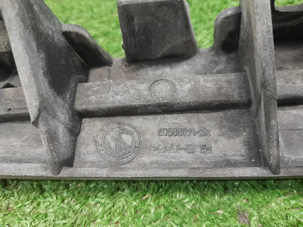 Staffa Sostegno Estparaurti POST SX 60688691 Alfa Romeo 159 2006