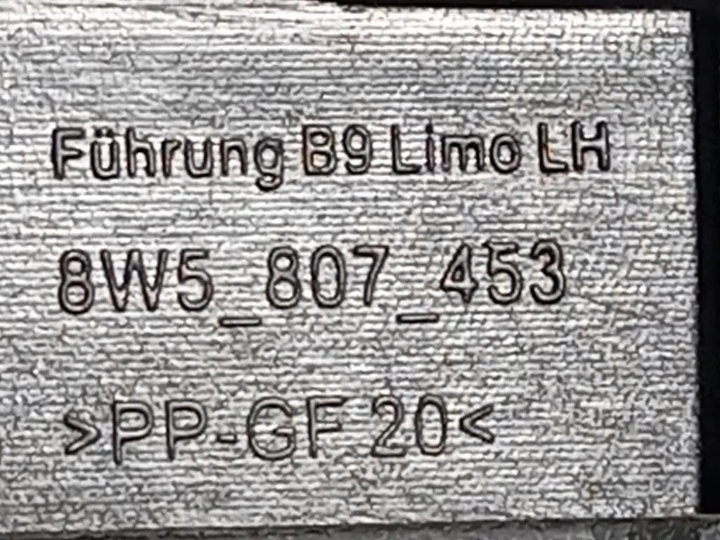 Staffa Sostegno Estparaurti POST SX 8W9 807 453 SX Audi A4 8W5 Avant 2015