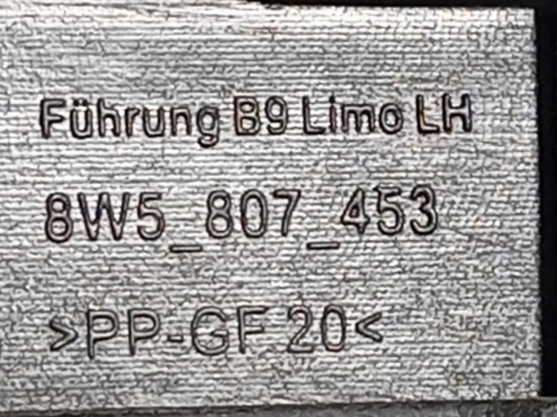 Staffa Sostegno Estparaurti POST SX 8W9 807 453 SX Audi A4 8W5 Avant 2015