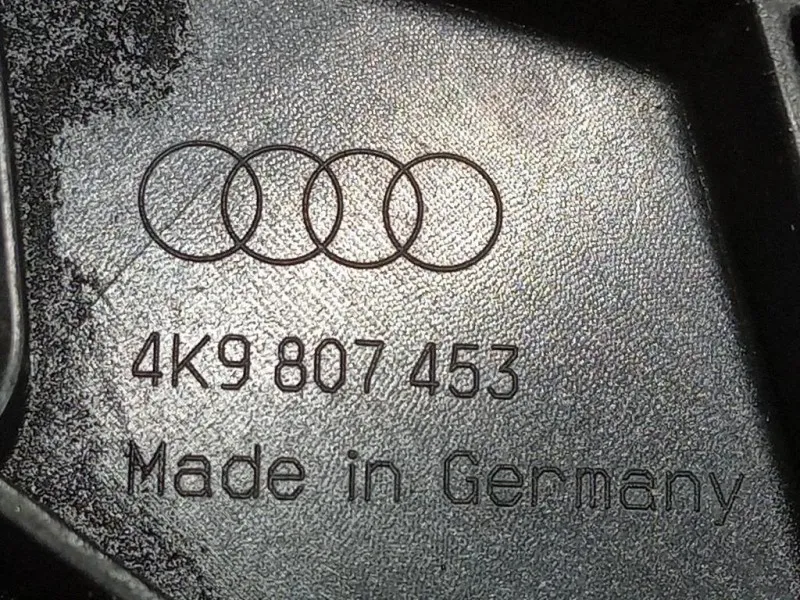 Staffa Sostegno Estparaurti POST SX 4K9 807 453 Audi A6 4GD Avant 2016