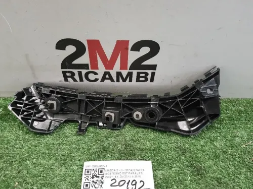 Staffa Sostegno Estparaurti POST SX DB5J502J1 Mazda 2 III 2014