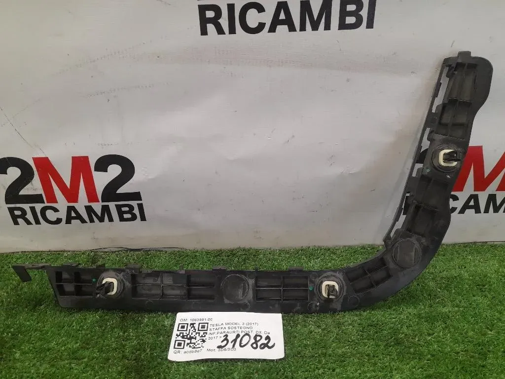 Staffa Sostegno Infparaurti POST DX 1083991-00 Tesla Model 3 2017