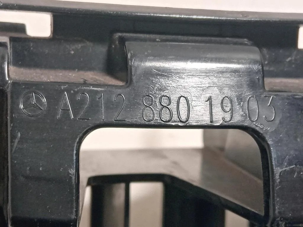 Staffa Sostegno Infparaurti POST SX A2129000128 Mercedes Classe E W212 2013