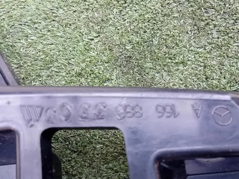 Staffa Sostegno Infparaurti POST SX A1668803303 Mercedes Classe ML W166 2012