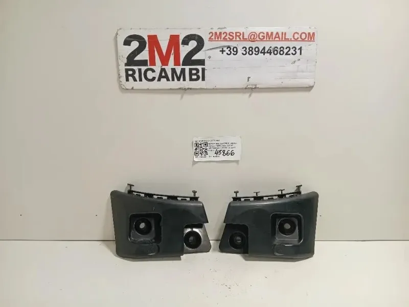 Staffa Sostegno Intparaurti POST A246 885 01 65 DX+SX Mercedes Classe B W246 2012