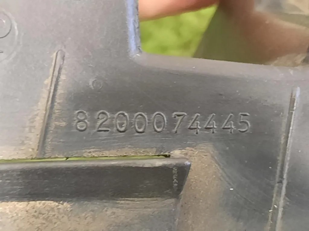 Staffa Sostegno Intparaurti POST 8200074445 Renault Mégane II 2003