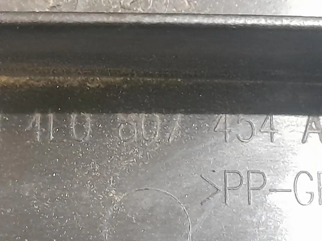 Staffa Sostegno Intparaurti POST DX 4L0807454A Audi Q7 4LB 2009