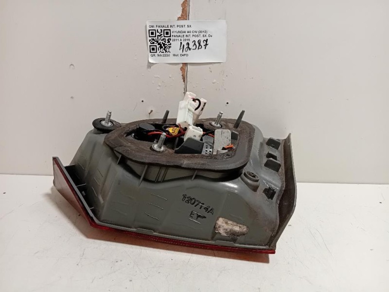 Fanale INT POST SX FANALE INT POST SX Hyundai I40 CW 2012