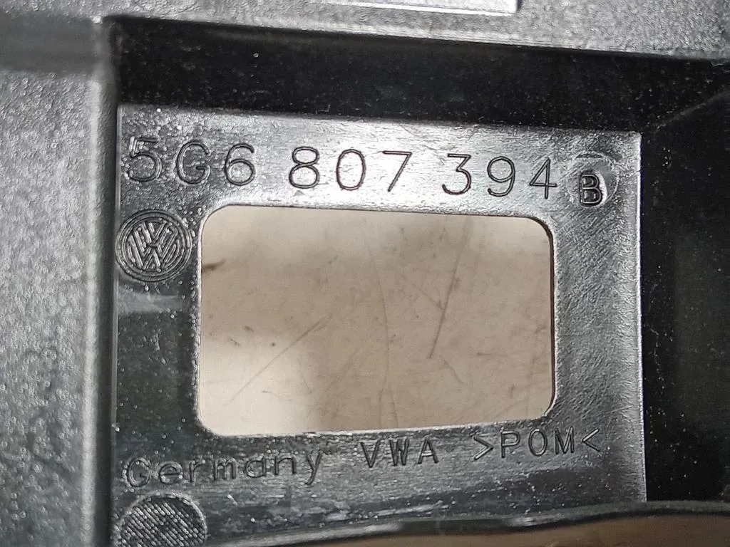 Staffa Sostegno Intparaurti POST DX 5G6 807 394 Volkswagen GOLF VII 2017