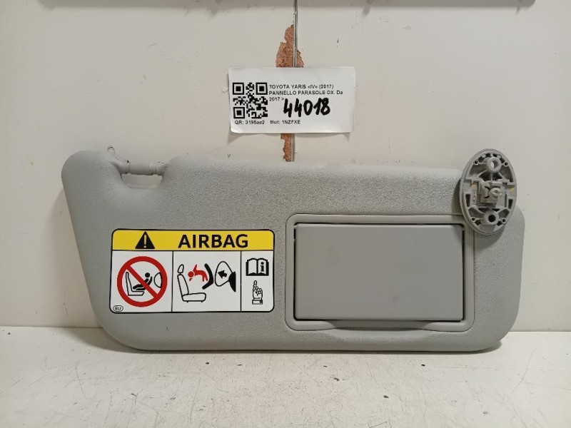 Pannello Parasole DX Toyota Yaris IV 2017