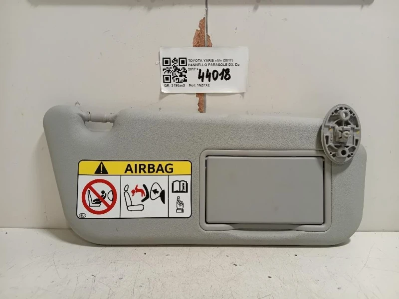 Pannello Parasole DX Toyota Yaris IV 2017