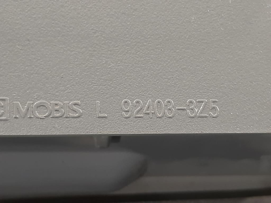 Fanale INT POST SX 92403-3Z5 Hyundai I40 CW 2015