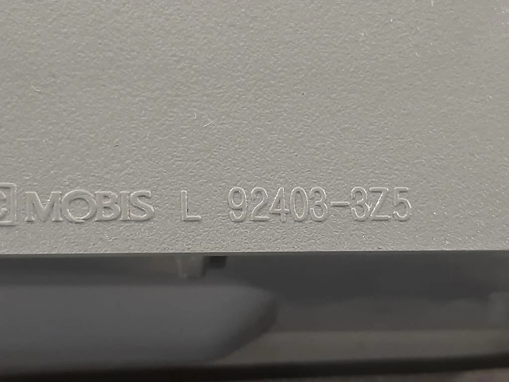 Fanale INT POST SX 92403-3Z5 Hyundai I40 CW 2015