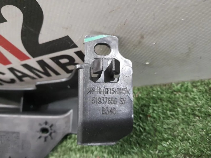 Staffa Sostegno Intparaurti POST SX 51937659 Fiat 500X 2015