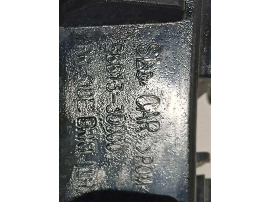 Staffa Sostegno Intparaurti POST SX 86613-3U000 Kia Sportage III 2010