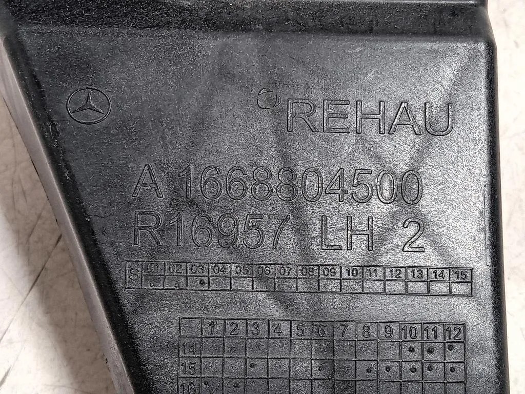 Staffa Sostegno Intparaurti POST SX A1668804500 Mercedes Classe GLE W166 2015