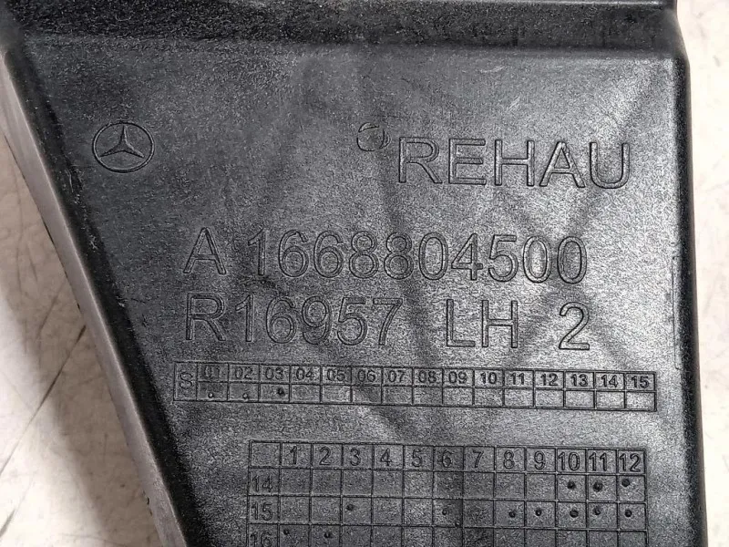 Staffa Sostegno Intparaurti POST SX A1668804500 Mercedes Classe GLE W166 2015