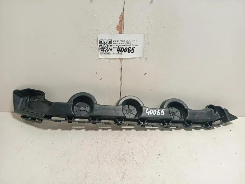 Staffa Sostegno Intparaurti POST SX STAFFA SOSTEGNO INTPARAURTI POST SX Skoda Fabia NJ3 2014