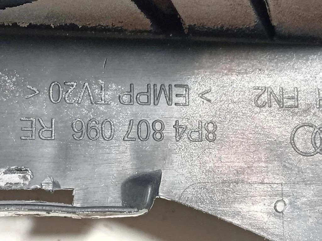 Staffa Sostegno Paraurti ANT DX 8P4 807 096 RE Audi A3 8PA Sportback 2008