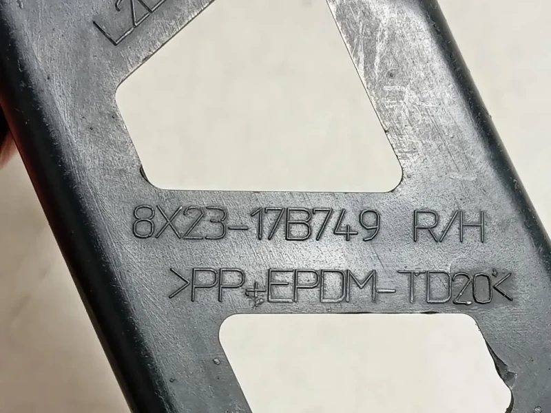 Staffa Sostegno Paraurti ANT DX 8X23-17B749 Jaguar XF I 2008