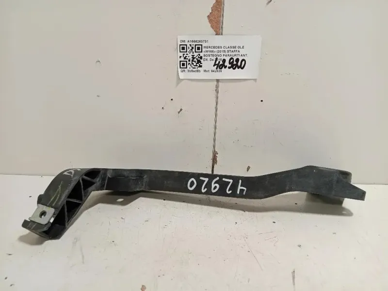 Staffa Sostegno Paraurti ANT DX A1666263731 Mercedes Classe GLE W166 2015