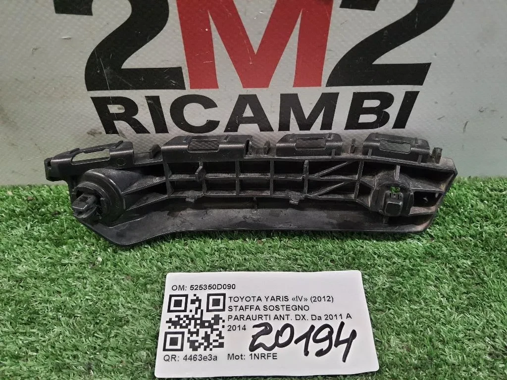 Staffa Sostegno Paraurti ANT DX 525350D090 Toyota Yaris IV 2012