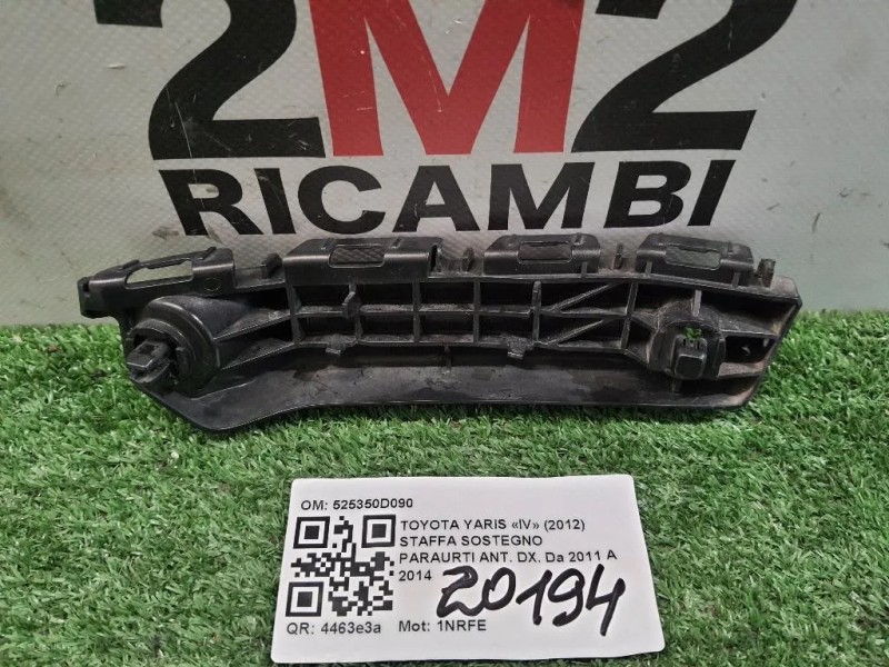 Staffa Sostegno Paraurti ANT DX 525350D090 Toyota Yaris IV 2012