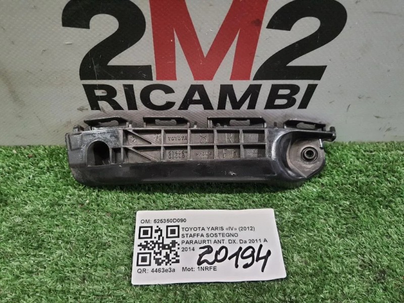 Staffa Sostegno Paraurti ANT DX 525350D090 Toyota Yaris IV 2012