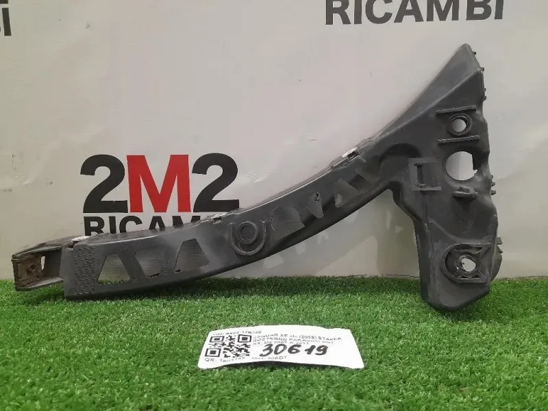 Staffa Sostegno Paraurti ANT SX 8X23-17B750 Jaguar XF I 2008
