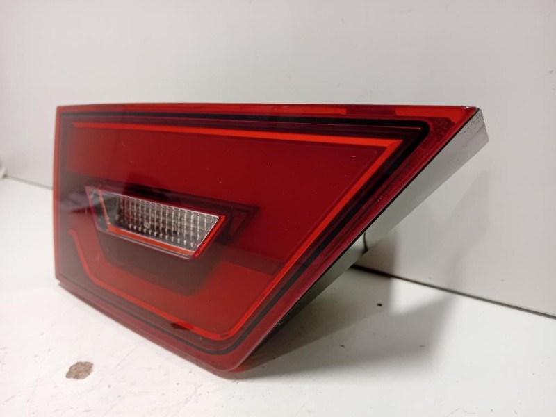 Fanale INT POST SX J9C3-13193-CC Jaguar E-pace 2017