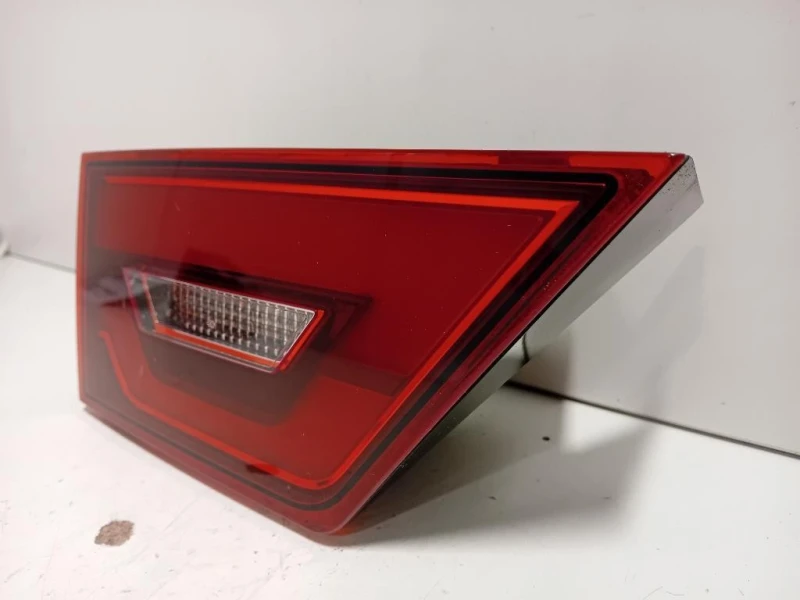 Fanale INT POST SX J9C3-13193-CC Jaguar E-pace 2017