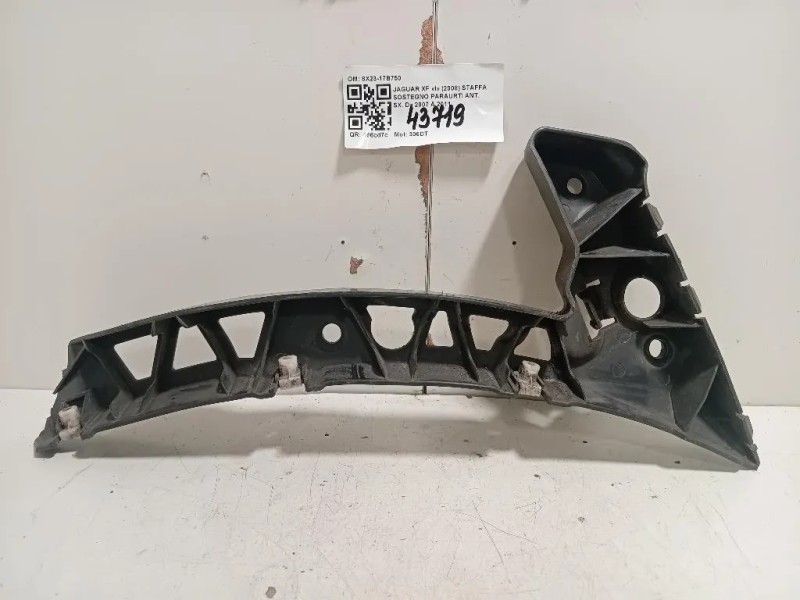 Staffa Sostegno Paraurti ANT SX 8X23-17B750 Jaguar XF I 2008