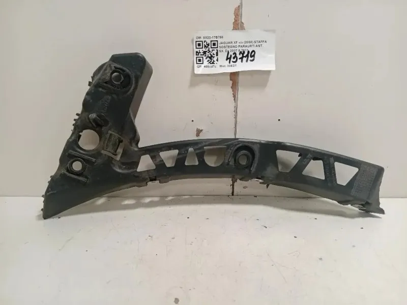 Staffa Sostegno Paraurti ANT SX 8X23-17B750 Jaguar XF I 2008