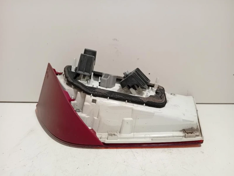 Fanale INT POST SX T2H1056 Jaguar XE 2015