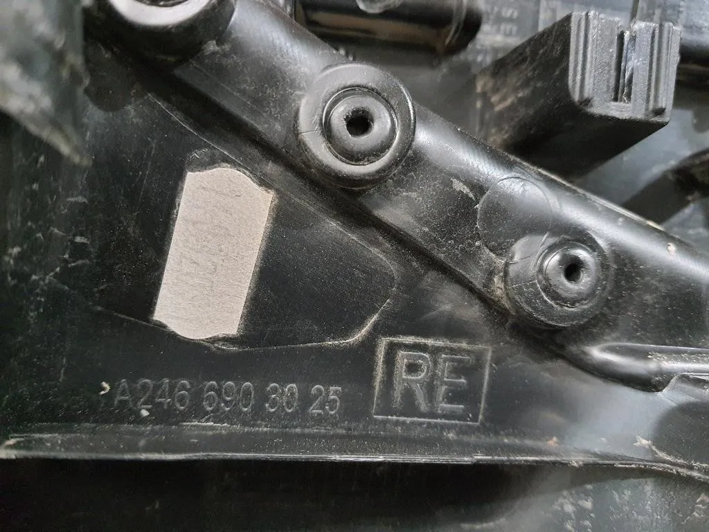 Pannello Rivestimento Montante POST DX A2466903025 Mercedes Classe B W246 2012