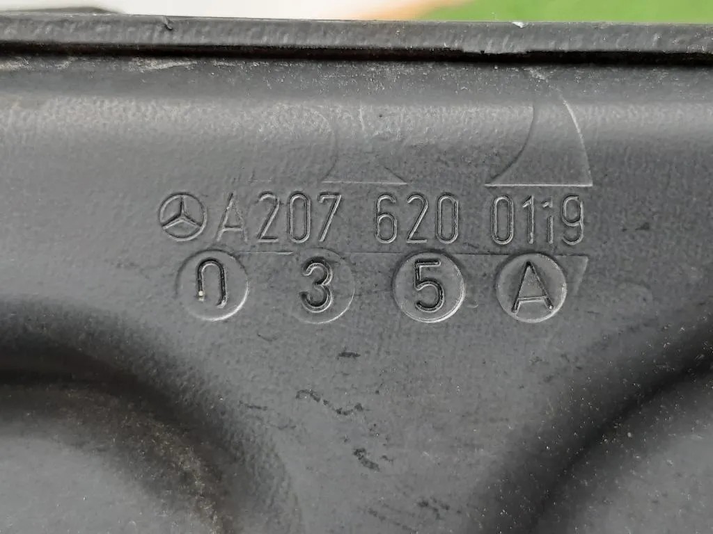 Staffa Sostegno Paraurti ANT SX A2048173420 Mercedes Classe E S212 SW 2009