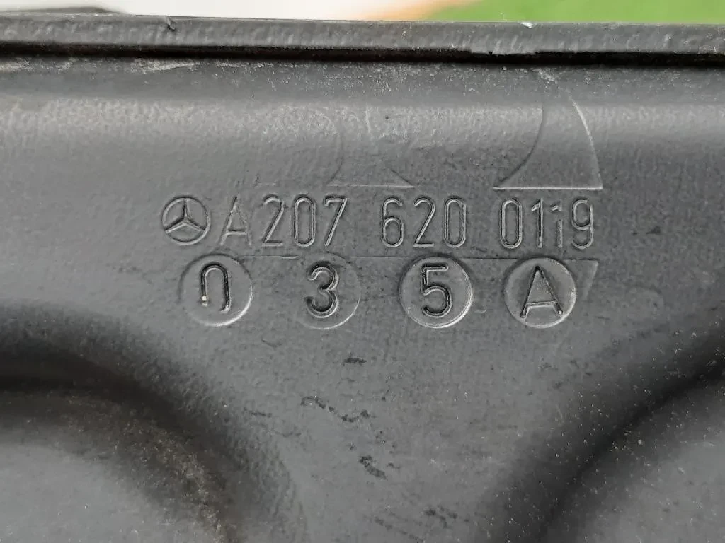 Staffa Sostegno Paraurti ANT SX A2048173420 Mercedes Classe E S212 SW 2009