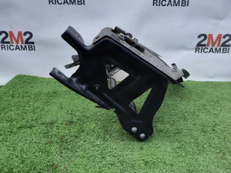 Staffa Sostegno Paraurti ANT SX A2048173420 Mercedes Classe E S212 SW 2009