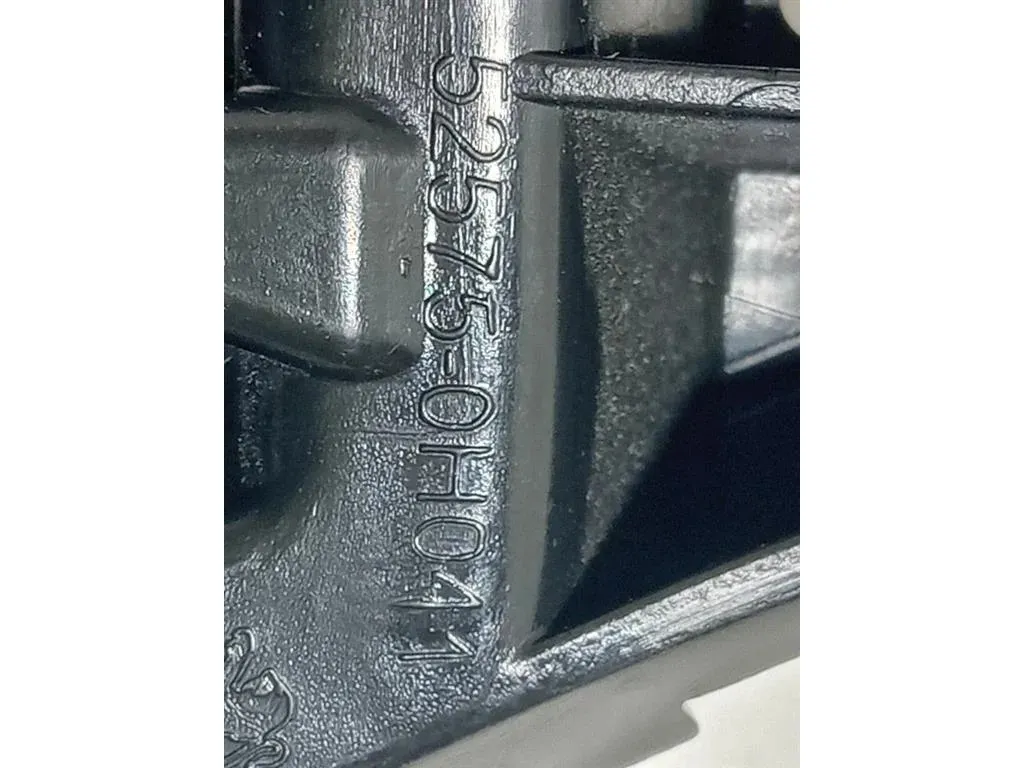 Staffa Sostegno Supparaurti POST DX 52576-0H041SX+DX Peugeot 108 2014