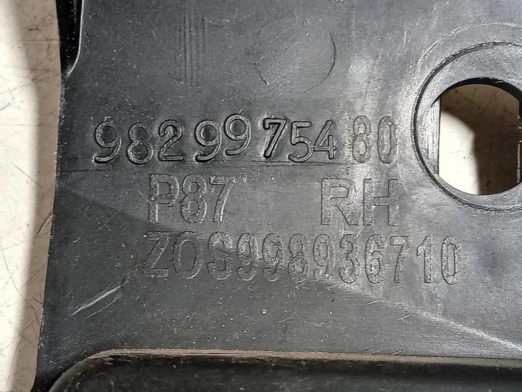 Staffa Sostegno Supparaurti POST DX 9829975480 Peugeot 5008 II 2017