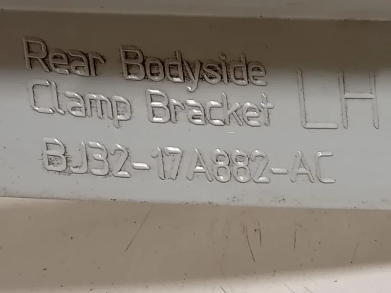 Staffa Sostegno Supparaurti POST SX BJ32-17A882-AC Land Rover Range Rover Evoque I 2011